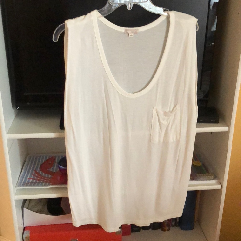 Gap Tee